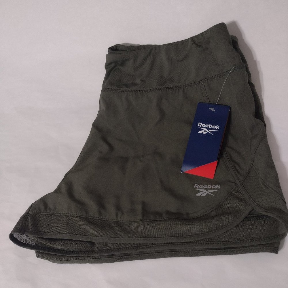 Reebok Shorts Womens Slim Power Color Green Size: XL New Short women's athletic